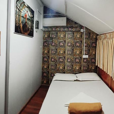 Hostel He-O Rangun Zewnętrze zdjęcie